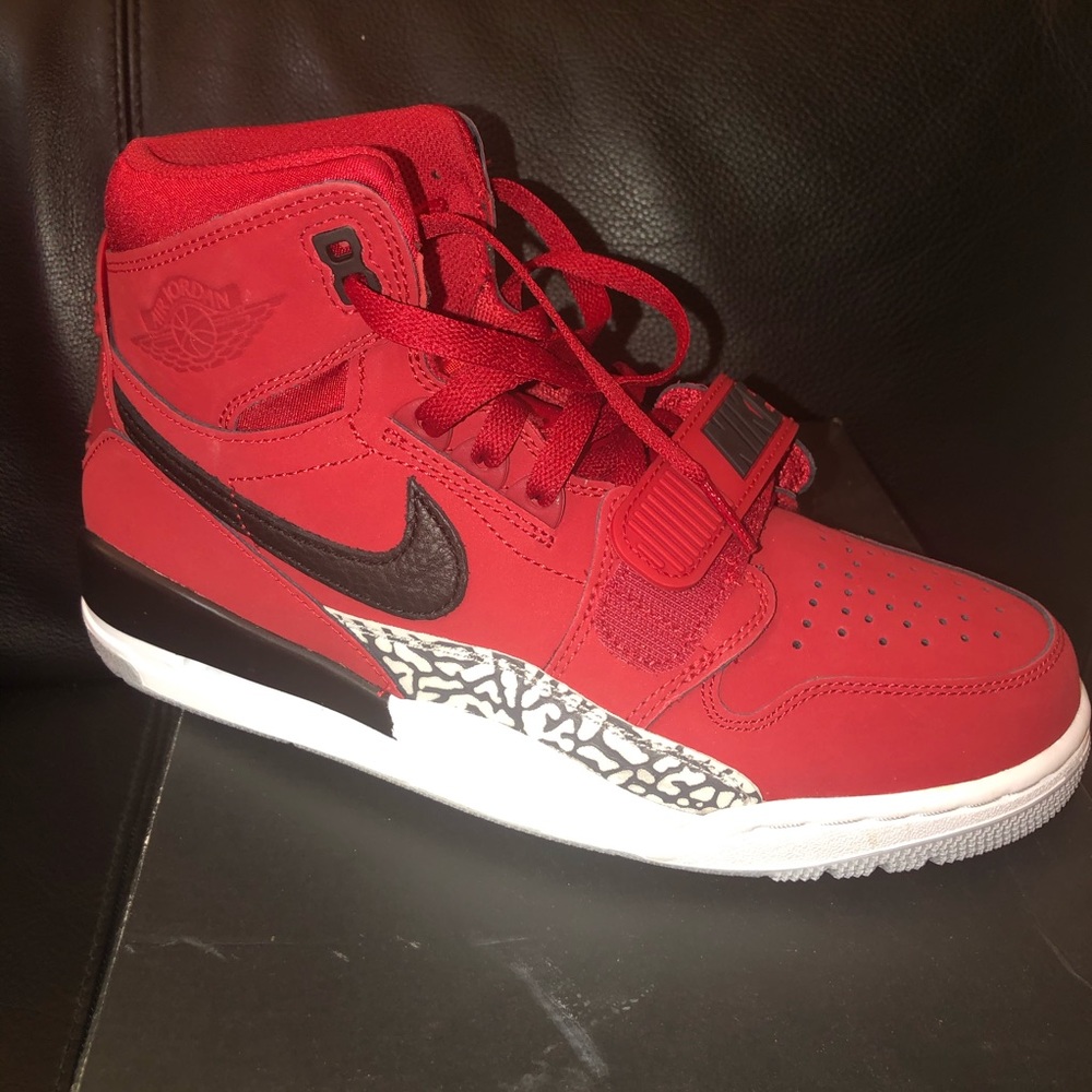 Air Jordan Legacy 312